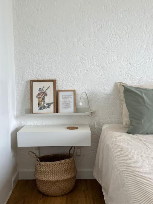 Casa De Maio - New T2 - Arrifana 650 Mts Holiday home *